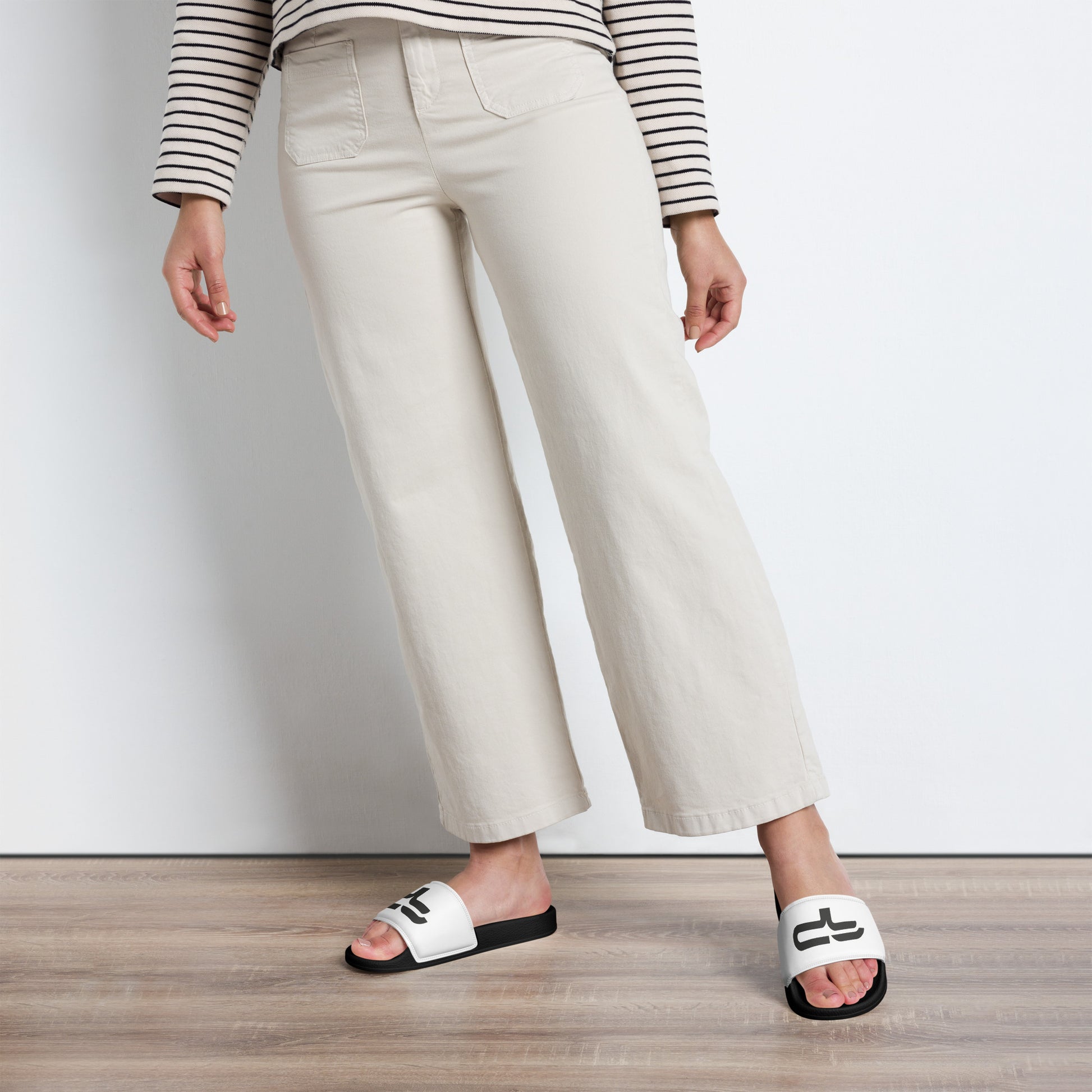 FP Women's slides